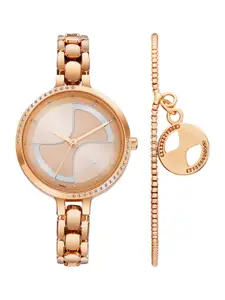 Fastrack Women Pulse Embellished Dial & Bracelet Style Straps Analogue Watch 6311WM01F