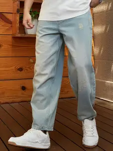 Campus Sutra Men Cotton Relaxed Fit Light Fade Jeans