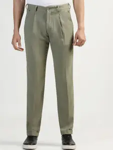 Blackberrys Men Relaxed Fit Mid-Rise Pleated Trousers