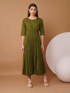 Chemistry Women Accordion Pleated Fit & Flare Maxi Dress