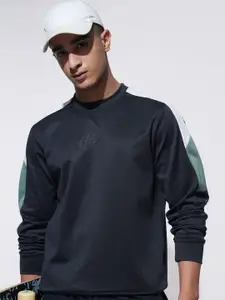 HIGHLANDER Men T-shirt