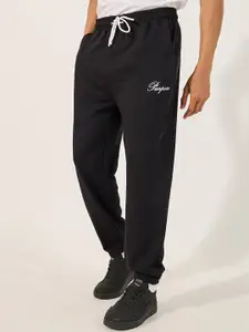 Styli Men Printed Oversized Open Hem Jogger