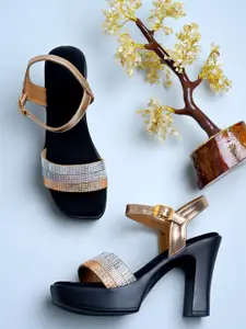 Shoetopia Girls Embellished Block Heel Sandals