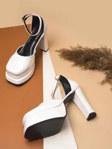 Froh Feet Women Solid Platform Heels Pumps