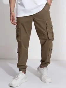 HIGHLANDER Men Comfort Mid-Rise Joggers Trousers