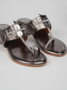 Dhaga Women Western Embellished Block Heels Sandals