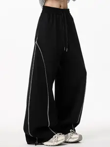 StyleCast x Revolte Men Loose Fit Easy Wash Regular CTrousers