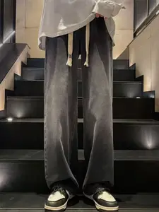 The Roadster Lifestyle Co Men Mid-Rise Heavy Fade Wide Leg Jeans