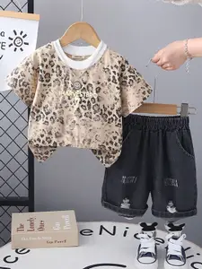 INCLUD Boys Animal Printed Round Neck T-shirt With Shorts