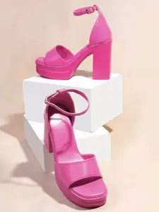 Froh Feet Women Solid Mid-Top Block Heels Sandals