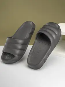 Red Tape Men Casual Sliders