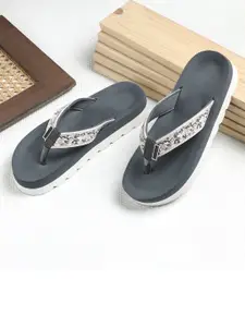 TOMSY CHOICE Women Slip-On