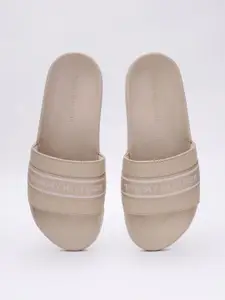 Tommy Hilfiger Women Printed Sliders