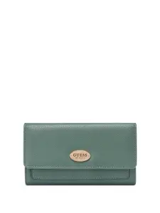 GUESS Women EASTOVER Three Fold Wallet