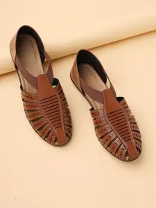 V-WALK Women Closed-Toe Design With Cutout Detailing Flats