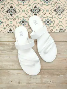 THE MADRAS TRUNK Women Printed One Toe Flats