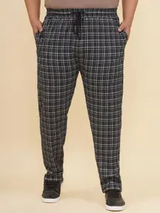 John Pride Plus Size Men Checked Cotton Mid Rise Track Pants