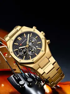 Curren Men Brass Dial & Stainless Steel Straps Analogue Watch CR-8440-Gold-Black
