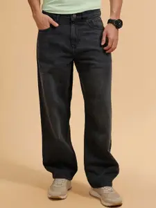 WROGN Men Comfort Relaxed Fit Mid-Rise Clean Look Light Fade Non Stretchable Cotton Jeans