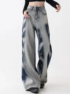 StyleCast x Revolte Women Regular Fit Mid-Rise Light Fade Jeans