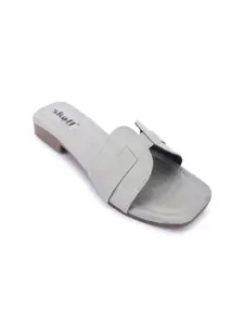 SKOLL Women Solid Synthetic Leather Mules Flats