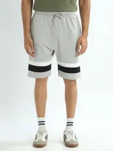 NOBERO Men Colourblocked Mid-Rise Cotton Morphin Shorts