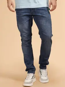 WROGN Men Comfort Slim Fit Mid-Rise Light Fade Jeans