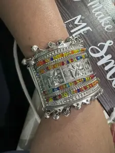 Sangria Oxidised Beaded Bangle