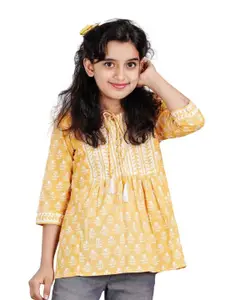 DMP FASHION Girl Ethnic Motifs Print Tie-Up Neck Empire Cotton Top