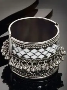 Sangria Oxidised Ghunghroo Mirror Bangle