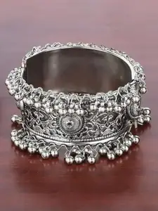 Sangria Ghungroo Beaded Oxidised Bangle