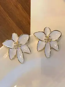 KRENOZ Gold-Plated Floral Shaped Studs