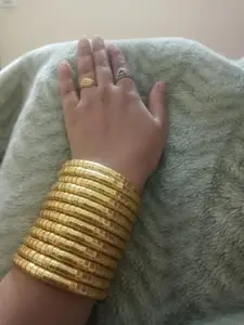 Sangria Gold-Plated Spiral Bangle