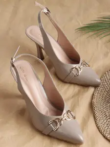 Retro Walk Women Pointed Toe Embellished Stiletto Sandals