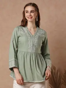 FASHOR Floral Embroidered Thread Work Thread Work Pleated Kurti