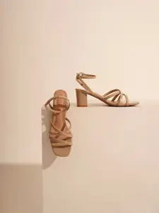 Froh Feet Women Party Block Sandals with Buckles