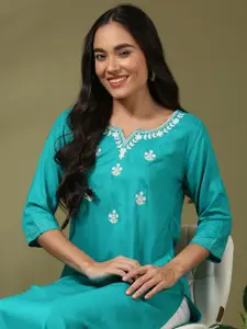 Anouk Floral Embroidered Notch Neck Straight Kurta