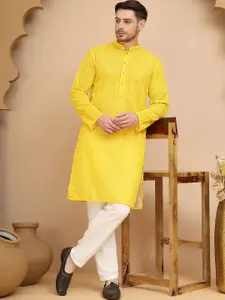 Jompers Men Paisley Embroidered Mandarin Collar Regular Chikankari Kurta & Pyjamas