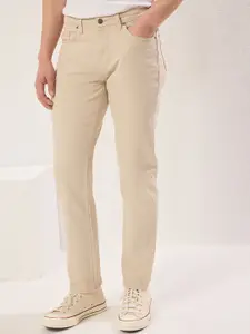 Trendyol Men Regular Fit Mid-Rise Low Distress Jeans