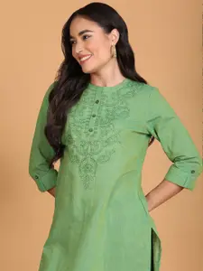 Anouk Floral Embroidered Mandarin Collar Straight Cotton Kurta