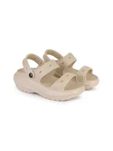 PENNEN Women Stylist Clog Flip-Flops
