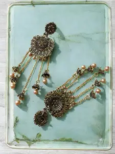 Sangria Gold-Plated Artificial Stone Studded & Beads Beaded Contemporary Drop Earrings