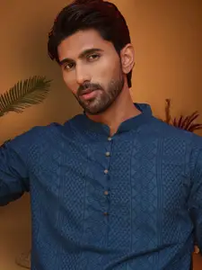 Jompers Geometric Embroidered Thread Work Mandarin Collar Straight Cotton Kurta