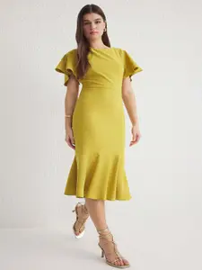 Trendyol Women Solid Flutter Sleeve Sheath Midi Dress