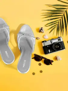 Mochi Women Textured Block Pumps