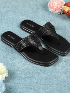 Mochi Women Printed T-Strap Flats