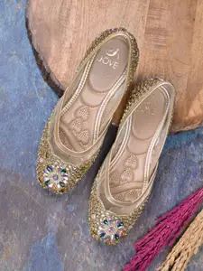 Jove Women Embellished Ethnic Mojaris Flats