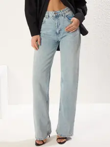 Trendyol Women Straight Fit Mid-Rise Clean Look Heavy Fade Jeans