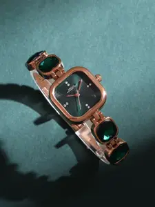 French Connection Women Stainless Steel Bracelet Style Straps Analogue Watch FCN0106NRGM