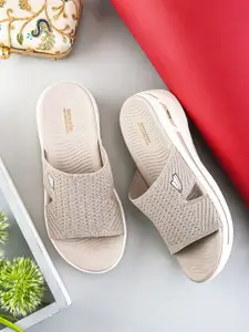 ONSOLE Women Sliders